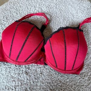 Apt 9 Red & Black Underwire Bra Size 36D